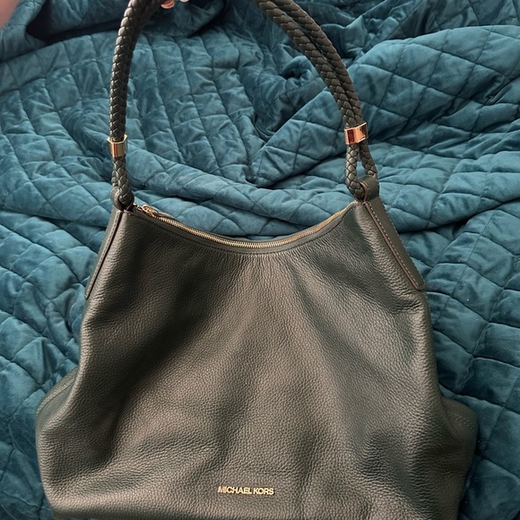 Michael Kors Large Lexington Shoulder Bag in Dark Green - Picture 2 of 4